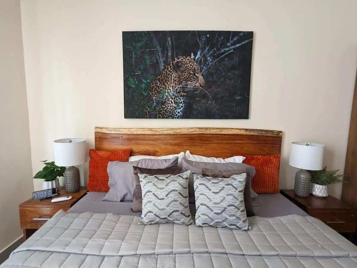 Stylish Duplex Lower Level 2-Br Wifi Pool Gym Tulum Mexico