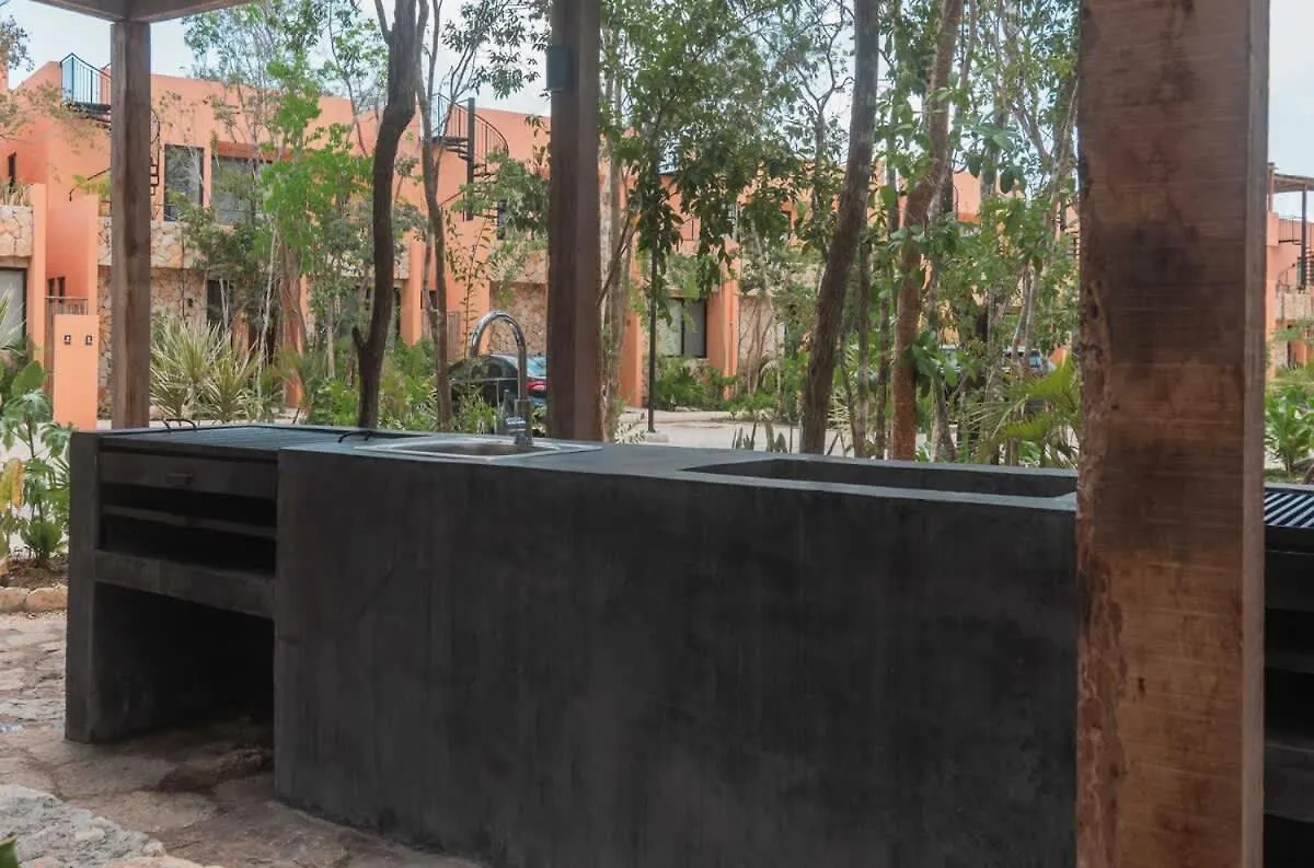 Apartment Stylish Duplex Lower Level 2-Br Wifi Pool Gym Tulum