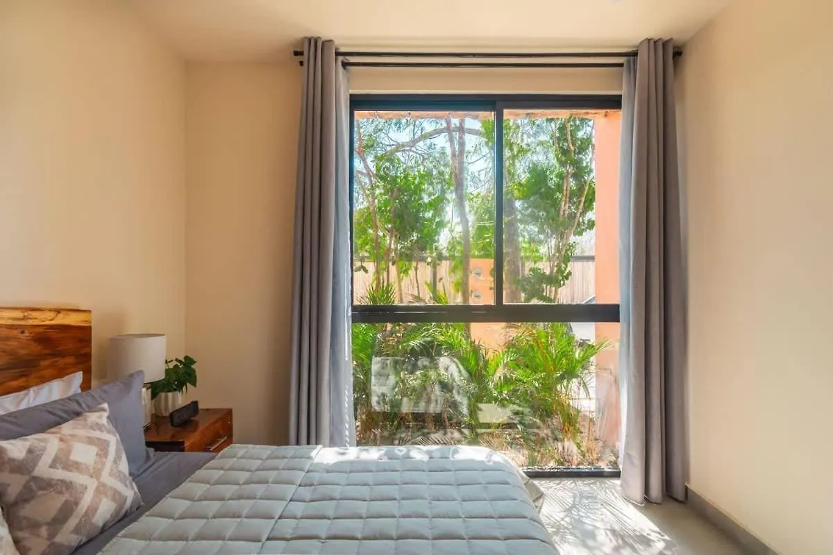 Apartment Stylish Duplex Lower Level 2-Br Wifi Pool Gym Tulum