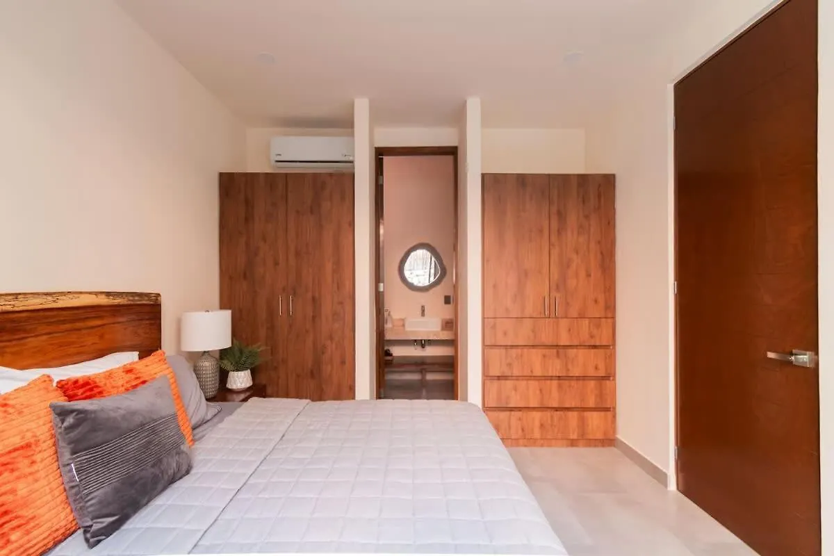 Stylish Duplex Lower Level 2-Br Wifi Pool Gym Tulum Apartment